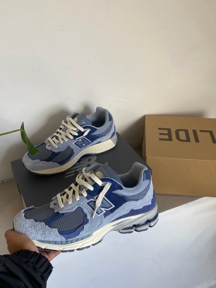 NB 2002R